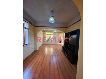 ID: 1127750 Hermoso Flat Estilo Italiano Centro De Lima