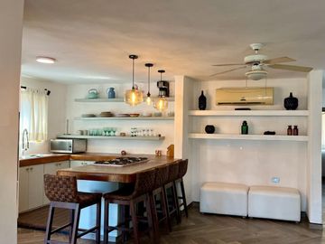 CASA EN VENTA EN NUEVO ALTATA EN PRIVADA VILLAS DEL MAR A ORILLA DE LAGO