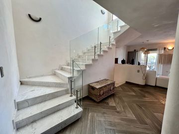 CASA EN VENTA EN NUEVO ALTATA EN PRIVADA VILLAS DEL MAR A ORILLA DE LAGO