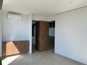 Departamento en venta Junto a Puerta del Bosque, 3 Rec, 3.5 B