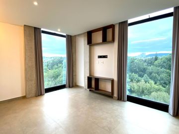 Departamento en venta Junto a Puerta del Bosque, 3 Rec, 3.5 B