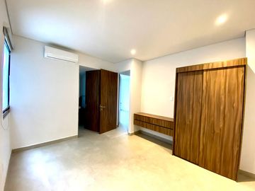 Departamento en venta Junto a Puerta del Bosque, 3 Rec, 3.5 B