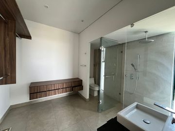 Departamento en venta Junto a Puerta del Bosque, 1 Rec, 93m2