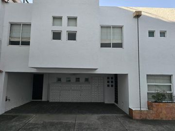 Hermosa casa en venta en Cuajimalpa