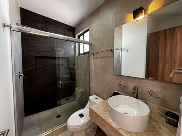 Venta de casa en Zibatá, Querétaro.