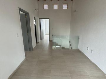 VENTA Casa en condominio con recámara en planta baja, Corregidora, Querétaro