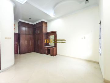 Dijual Villa Siap Huni Komplek Cemara Asri Jalan Cherry Medan