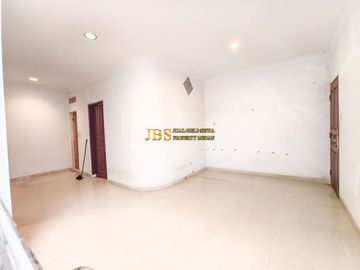 Dijual Villa Siap Huni Komplek Cemara Asri Jalan Cherry Medan