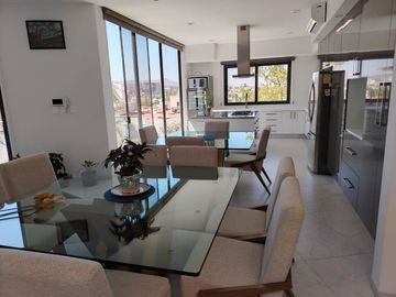 CASA RESIDENCIAL CON ALBERCA EN VENTA, EN MIRAVALLE, SAN LUIS POTOSI, SLP