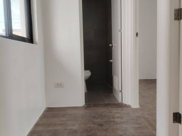Single Attached House & Lot For Sale in Carsadang Bago Near In Mall Of Asia Via Cavitex