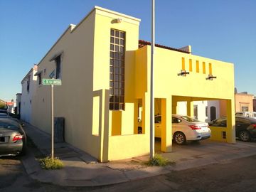 Casa en venta Portal del Pitic acceso controlado al poniente de Hermosillo