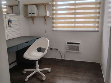 Townhouses For Sale in PTC Suncrest 2  Imus Cavite Near In SM Center Bucandala
