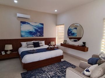Casa en Venta en Cancún – 3 Niveles, Master Suite con Terraza Privada