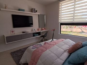 Casa en Venta en Cancún – 3 Niveles, Master Suite con Terraza Privada