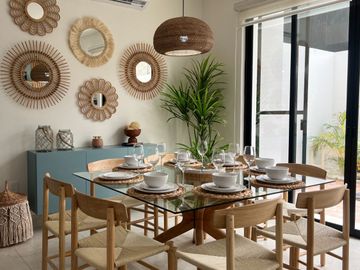 Casa en Venta en Cancún – Residencial con Parque de 3,200 m2 y Alberca