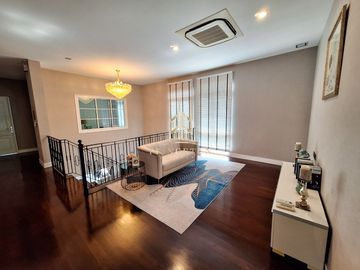 House For Sale or Rent Nantawan Bangna KM.7 Prime Location! Just minutes from Mega Bangna