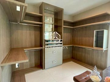 House For Sale or Rent Nantawan Bangna KM.7 Prime Location! Just minutes from Mega Bangna