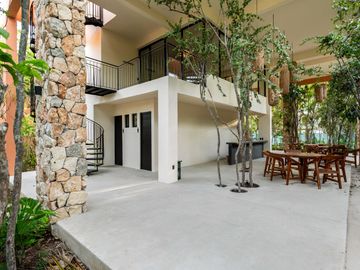 Casa en venta en Tulum, residencial privado con carril de nado!
