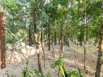 Casa en venta en Tulum, residencial privado con carril de nado!