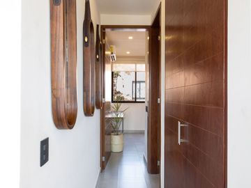 Departamento en venta en Tulum, residencial con alberca y cancha de padel