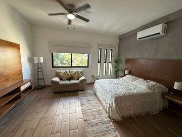 Estudio en venta en Playa del Carmen con Vista al Mar desde el Roof Top !