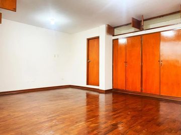 Alquiler de Departamento en Surco Urb. La Alborada Cerca a Chacarilla