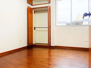 Alquiler de Departamento en Surco Urb. La Alborada Cerca a Chacarilla