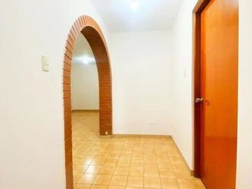 Alquiler de Departamento en Surco Urb. La Alborada Cerca a Chacarilla