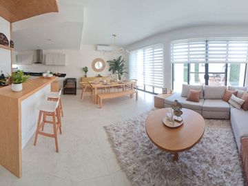 Casa en Venta en Playa del Carmen, Residencial Privado con Alberca