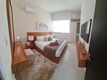 Casa en Venta en Playa del Carmen, Residencial Privado con Alberca