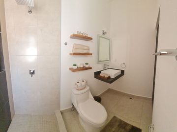 Casa en Venta en Playa del Carmen, Residencial Privado con Alberca