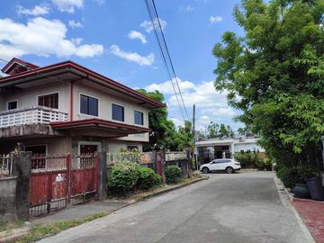 HOUSE AND LOT FOR SALE IN CONTEJOS DE SAN RAFAEL RIZAL...RUSH!!!