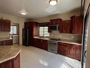 Elegante Residencia en Venta Harmoni Residencial en Ciudad Juárez
