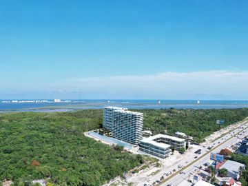 Departamento en venta Cancún, acceso rápido a la playa y aeropuerto y amenidades
