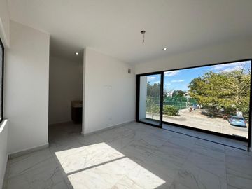CASA NUEVA A DOBLE ALTURA FRENTE A PARQUE EN PRIVADA TAMORA, CONKAL