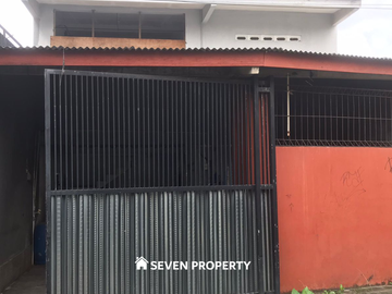House & 5 rentals for sale. Price can be negotiated. Strategic location at Tugu Cimanggis, Depok. P3.051.02.25/FRK