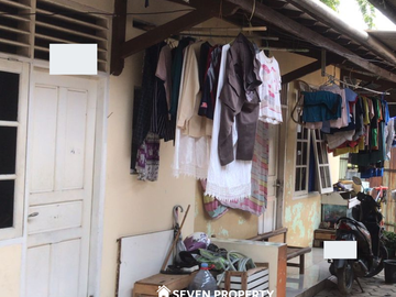 9 door rental for sale. Price can be negotiated. Strategic location in Cimanggis, Depok. P3.052.02.25/FRK