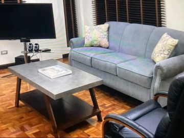 MELO - FOR SALE: 250 SQM Penthouse in Alexandra Condominium, Pasig