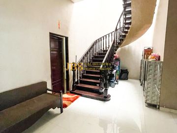 Villa Siap Huni Dijual di Komplek Cemara Asri Jalan Peony