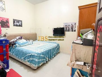 Villa Siap Huni Dijual di Komplek Cemara Asri Jalan Peony