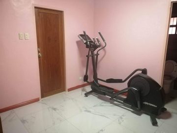 House and lot for sale in Greenwoods Cainta