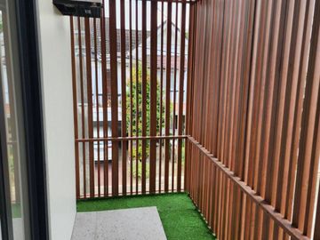 FOR SALE House & Lot located in Tropics 1 Filinvest East, Cainta, Rizal