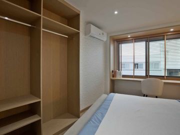 Penthouse duplex condo , in the heart of Nimman that feels like a private home.