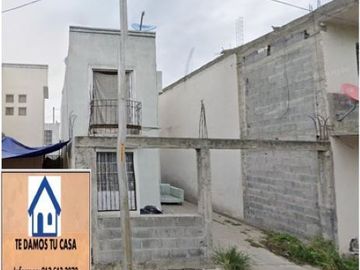 CASA EN VENTA, VALLE SUR, JUÁREZ, 2 PLANTAS , 2 RECAMARAS Y UN BAÑO, UN ESTACIONAMIENTO, REMODELADA CON VITROPISO