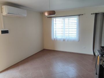 Se vende hermosa casa amplia en valles del country!!!!
