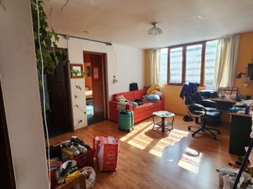 SE VENDE CASA EN MAGDALENA LÍMITE CON SAN ISIDRO