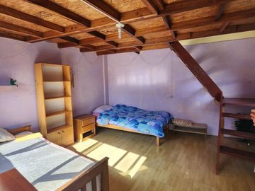 SE VENDE CASA EN MAGDALENA LÍMITE CON SAN ISIDRO