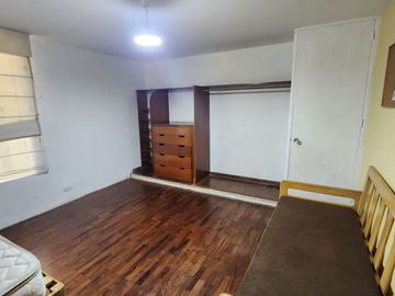 SE VENDE CASA EN MAGDALENA LÍMITE CON SAN ISIDRO