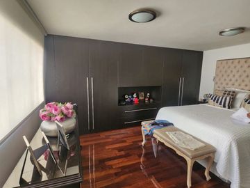 SE VENDE CASA EN MAGDALENA LÍMITE CON SAN ISIDRO