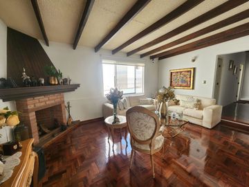 SE VENDE CASA EN MAGDALENA LÍMITE CON SAN ISIDRO
